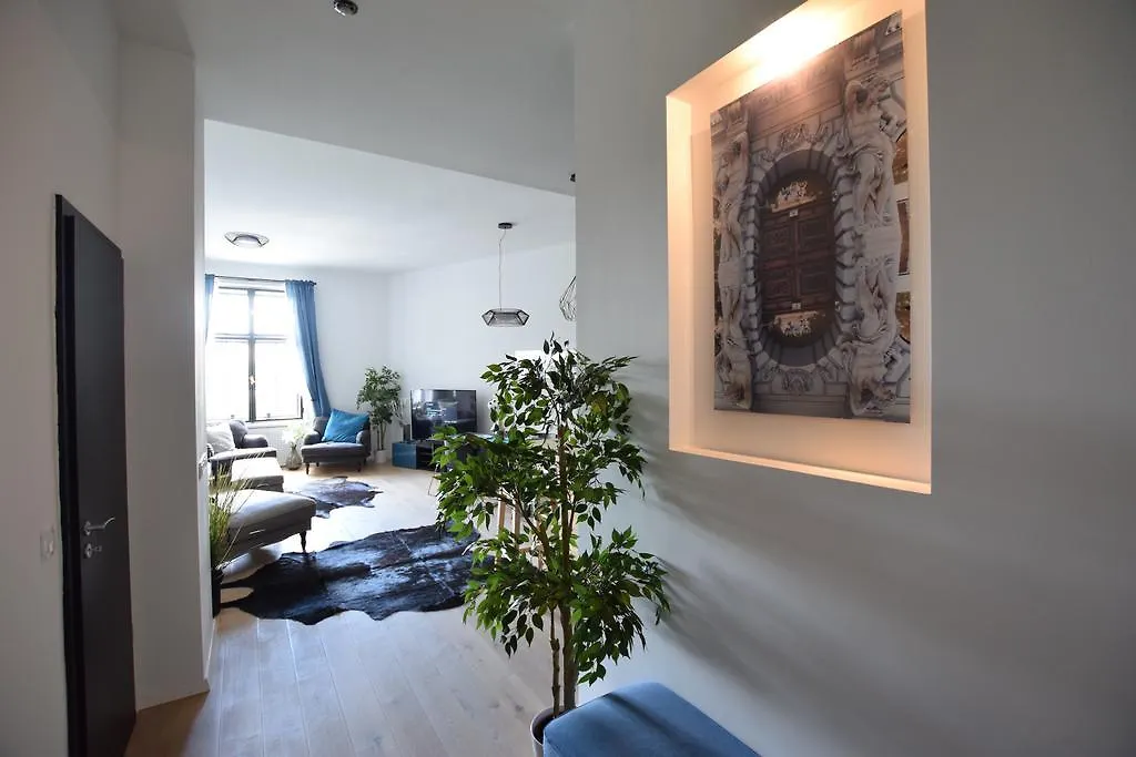 Luxury Apartment By Hi5 - Bajcsy Suite Budapest
