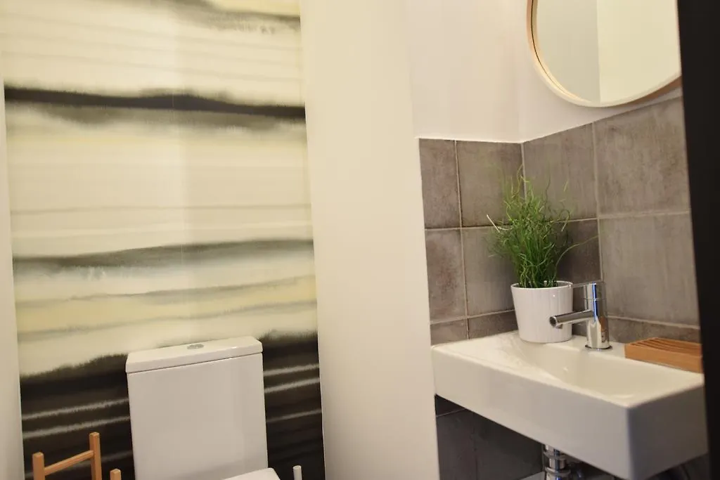 Luxury Apartment By Hi5 - Bajcsy Suite Budapest