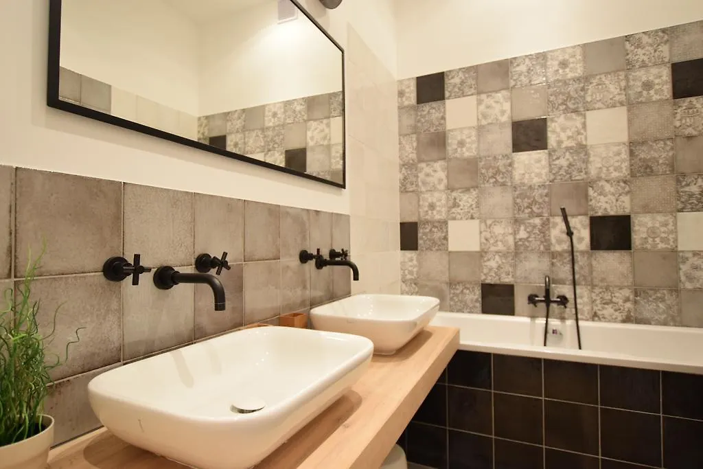Luxury Apartment By Hi5 - Bajcsy Suite Budapeszt Węgry